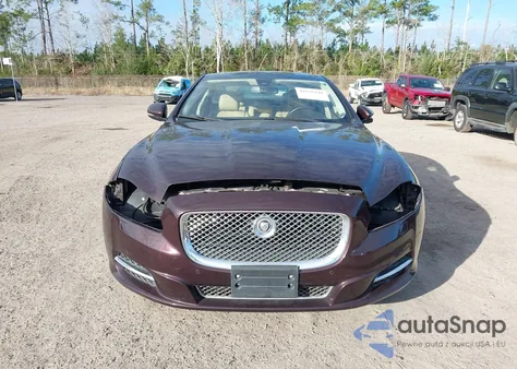 2011 Jaguar Xj z USA, uszkodzony, nr VIN SAJWA1CB4BLV07142